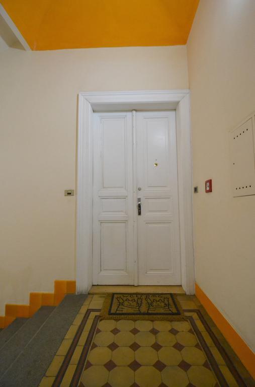 Cozy Flat By The Astronomical Clock Διαμέρισμα Πράγα Εξωτερικό φωτογραφία